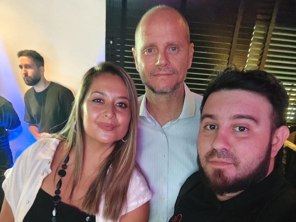 representación de QS Technologies participaron Sergio Lopez, Paola Zamora y Diego Facundo Bejarano